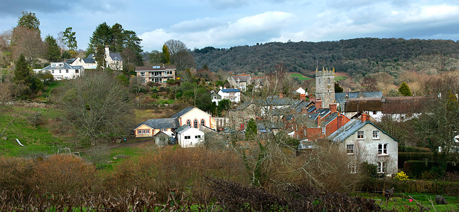 Výhled z mého otevřeného okna po návratu.